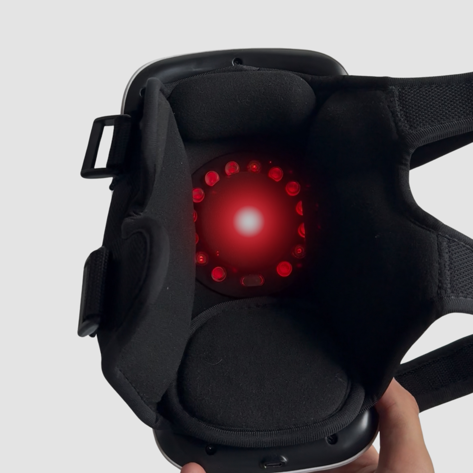 KneeTherapy+ – Massasje, varme- og rødlysterapi